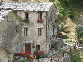 Antico Borgo di Isola Santa