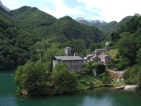 Antico Borgo di Isola Santa
