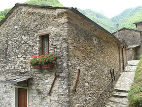 Antico Borgo di Isola Santa
