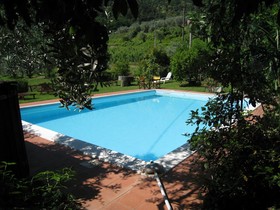 Fattoria di Bacchereto -  Guest House