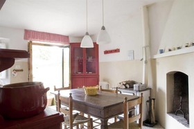 Fattoria di Bacchereto -  Guest House