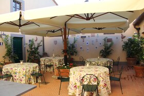 Villa Delia Hotel & Cooking School