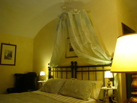 Borgo Tepolini Bed and Breakfast