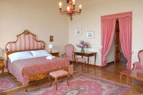 Chiante Hotel Villa Casalecchi