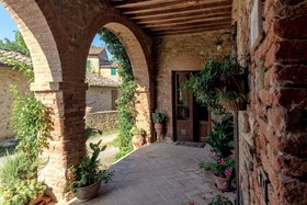 Bossi Di Sopra (Castello Di Bossi)