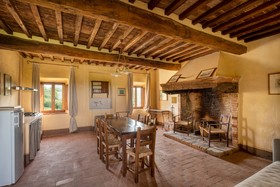 Bossi Di Sopra (Castello Di Bossi)