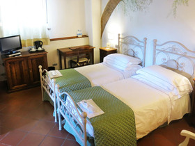 Villa Curina Chianti Resort