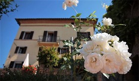 Villa Curina Chianti Resort