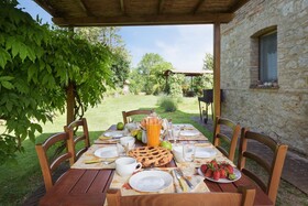 Podere Madonna Di Mezzo 6 by Emma Villas