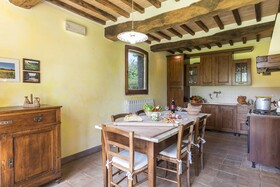 Podere Madonna Di Mezzo 6 by Emma Villas