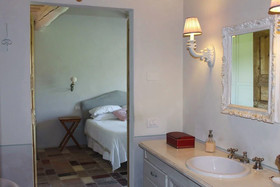 Private Room In Small Medieval Borgo