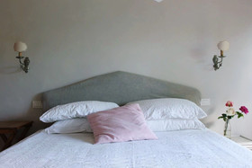 Private Room In Small Medieval Borgo