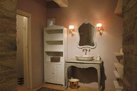 Private Room In Small Medieval Borgo