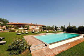 Agriturismo Pratovalle