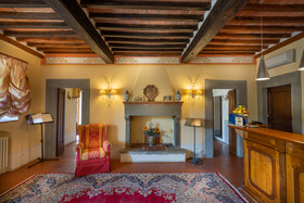 Villa Borgo San Pietro