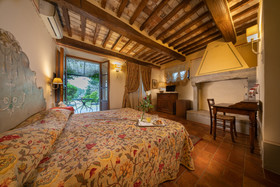 Villa Borgo San Pietro