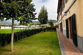 Seven Cortona