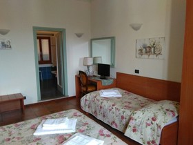 Bed and Breakfast Antiche Scale