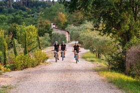 hu Norcenni Girasole Village