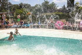 hu Norcenni Girasole Village