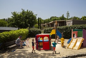 hu Norcenni Girasole Village