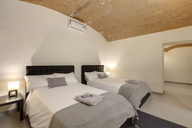 2016 Apartments