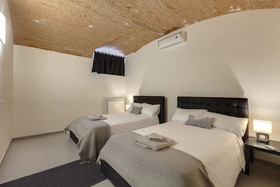 2016 Apartments