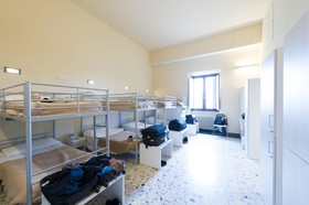 7 Santi Hostel