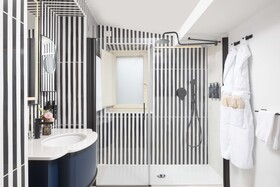 Anglo American Hotel Florence, Curio Collection by Hilton