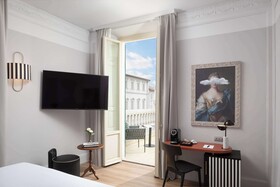 Anglo American Hotel Florence, Curio Collection by Hilton
