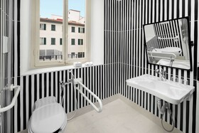 Anglo American Hotel Florence, Curio Collection by Hilton