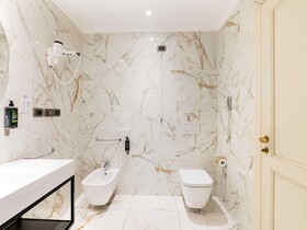 B&B HOTEL Firenze Laurus al Duomo