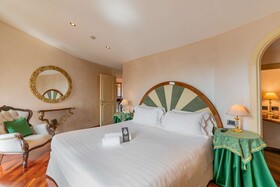 B&B HOTEL Firenze Pitti Palace al Ponte Vecchio