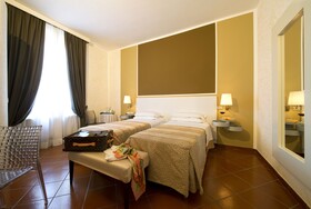 De La Pace, Sure Hotel Collection by Best Western