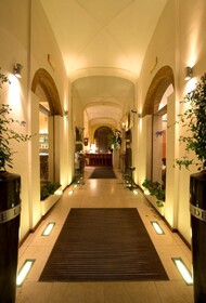 De La Pace, Sure Hotel Collection by Best Western