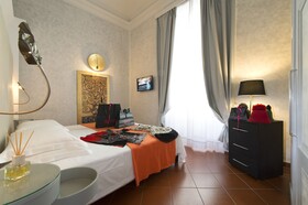 De La Pace, Sure Hotel Collection by Best Western