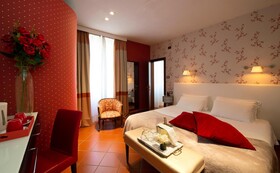 De La Pace, Sure Hotel Collection by Best Western