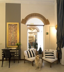 De La Pace, Sure Hotel Collection by Best Western