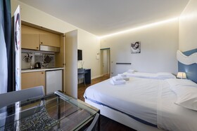Dolce Vita Suites