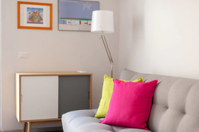 Downtown Apt Quiet with Terrace and Lift