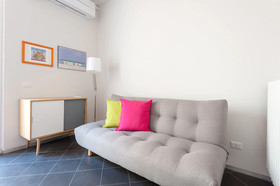 Downtown Apt Quiet with Terrace and Lift