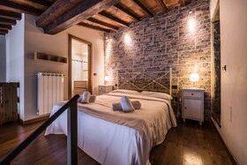 Few Steps to The Duomo