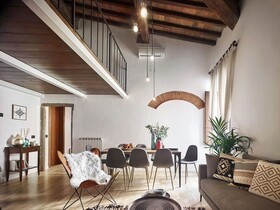 Few Steps to The Duomo