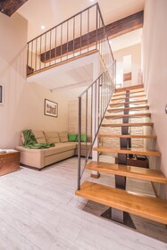 Few Steps to The Duomo