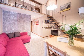 Few Steps to The Duomo