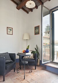 Few Steps to The Duomo