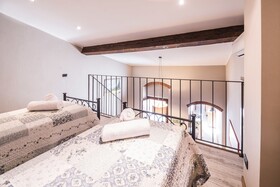 Few Steps to The Duomo