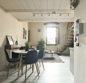 Few Steps to The Duomo