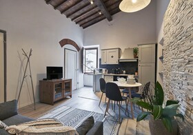 Few Steps to The Duomo