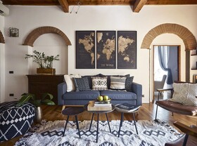 Few Steps to The Duomo